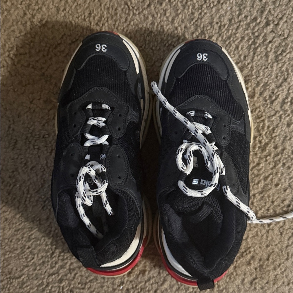balenciaga triple s sneakers